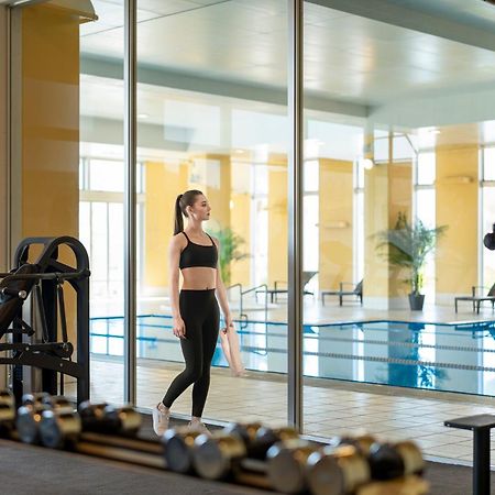 Oriental Hotel Okinawa Resort & Spa Nago Dış mekan fotoğraf The gym at the hotel