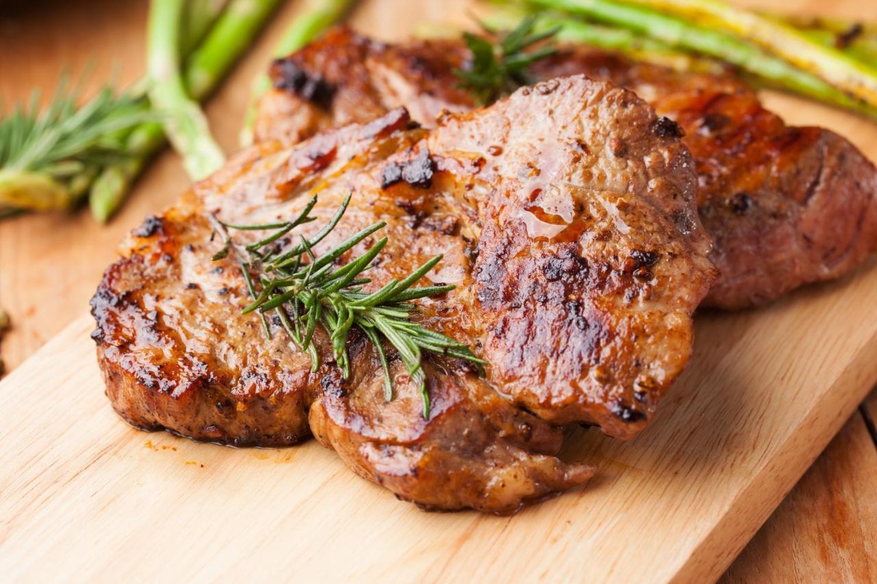 Oriental Hotel Okinawa Resort & Spa Nago Dış mekan fotoğraf Lamb steak