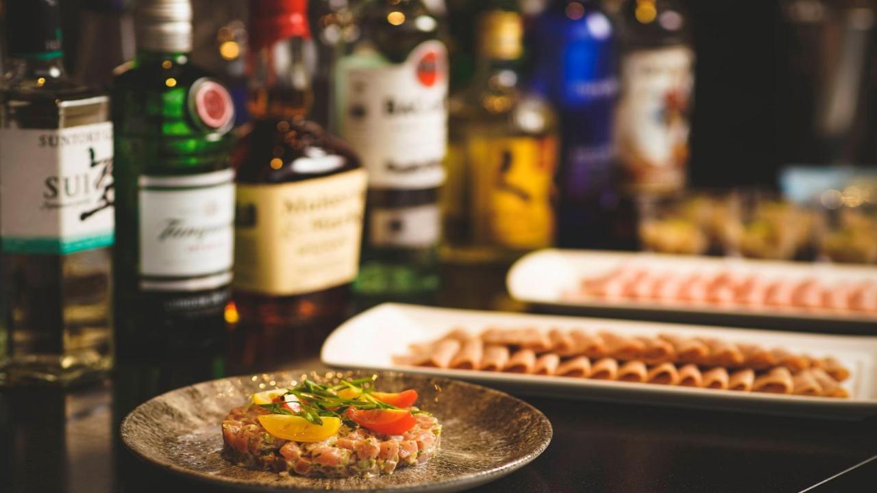 Oriental Hotel Okinawa Resort & Spa Nago Dış mekan fotoğraf A plate of tapas