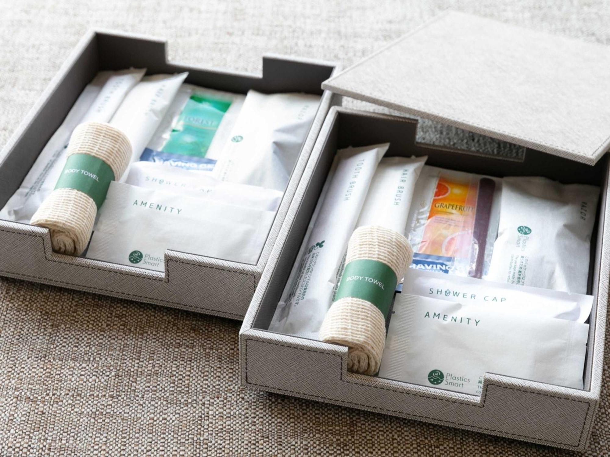Oriental Hotel Okinawa Resort & Spa Nago Dış mekan fotoğraf A set of amenities